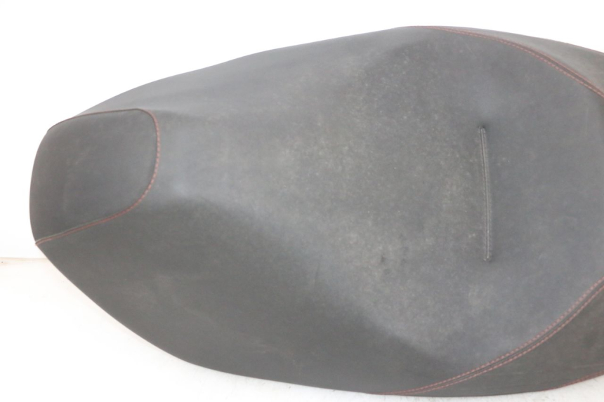 photo de SELLE PIAGGIO MP3 HPE 300 (2019 - 2026) - Aperçu profil