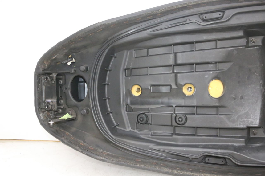 photo de SELLE PIAGGIO MP3 500 (2016 - 2018) - Pièce contrôlée