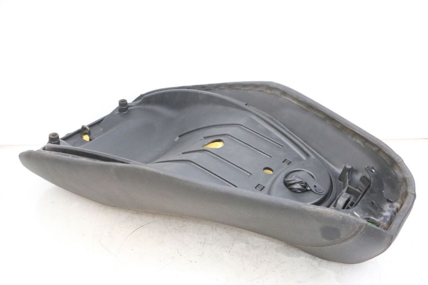 photo de SELLE PIAGGIO MP3 RL 250 (2007 - 2010) - Gros plan technique