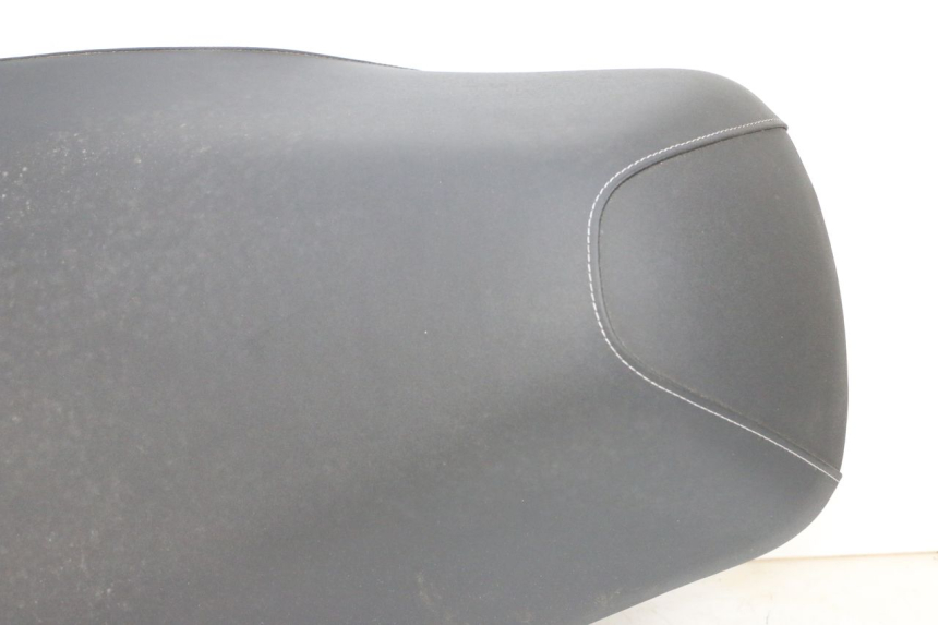 photo de SELLE YAMAHA NEO'S CORE 1 (2022 - 2026) - Détails caractéristiques