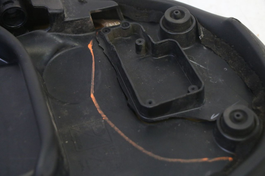 photo de SELLE PIAGGIO NEW TYPHOON 50 (2010 - 2017)