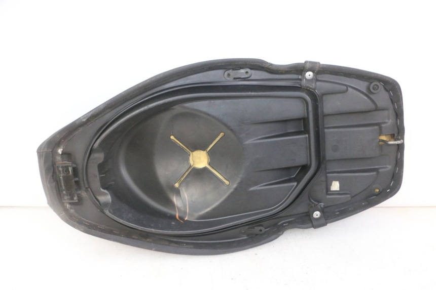 photo de SELLE PIAGGIO NRG POWER PUREJET 50 (2018 - 2021)