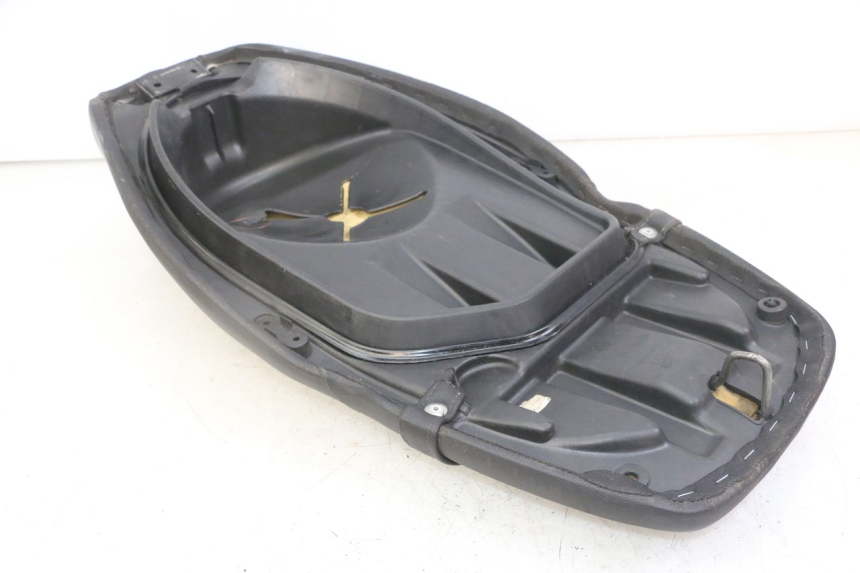 photo de SELLE PIAGGIO NRG POWER PUREJET 50 (2018 - 2021)