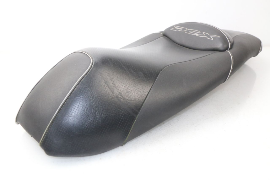 photo de SELLE HONDA PCX (JF47) 125 (2012 - 2013) - Gros plan technique