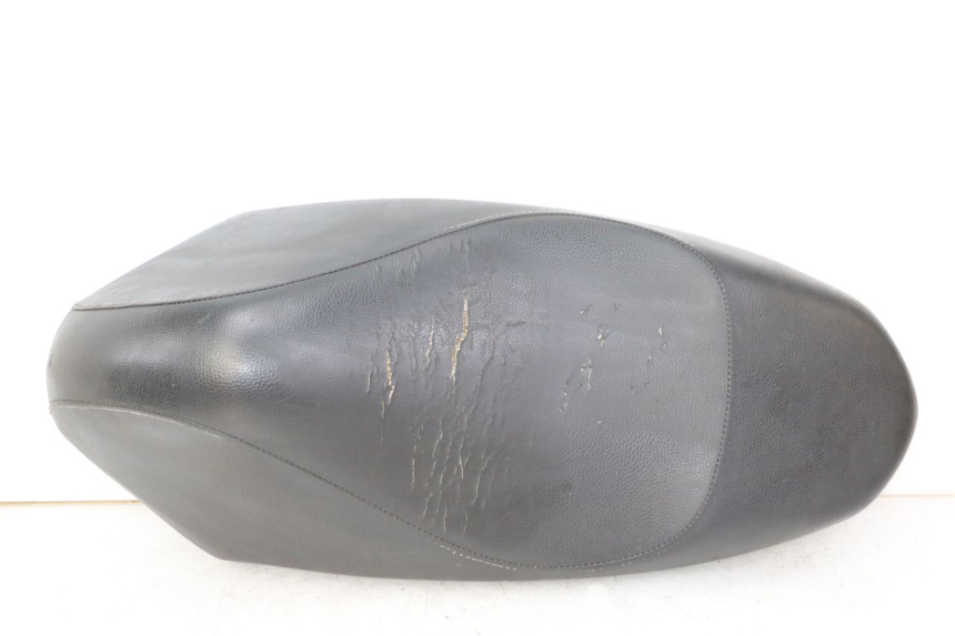 photo de SELLE PEUGEOT KISBEE 4T 50 (2018 - 2022)