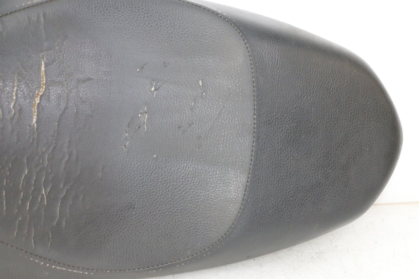 photo de SELLE PEUGEOT KISBEE 4T 50 (2018 - 2022)