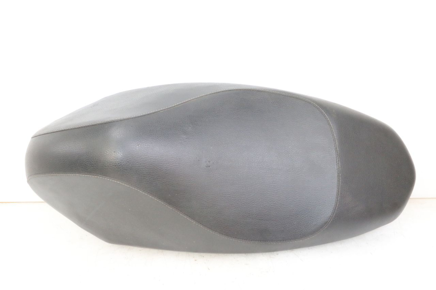 photo de SELLE PEUGEOT KISBEE 4T 50 (2010 - 2017)