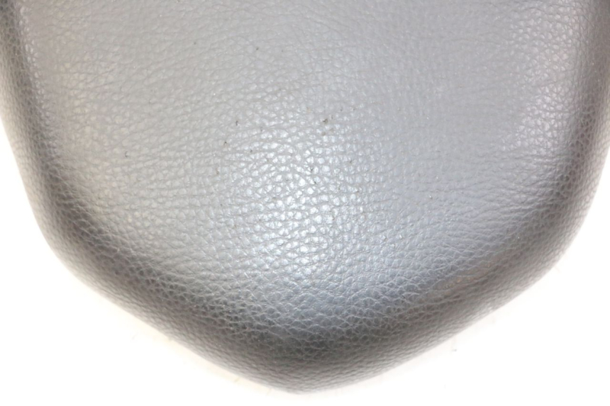 photo de SELLE PEUGEOT KISBEE 4T 50 (2010 - 2017)