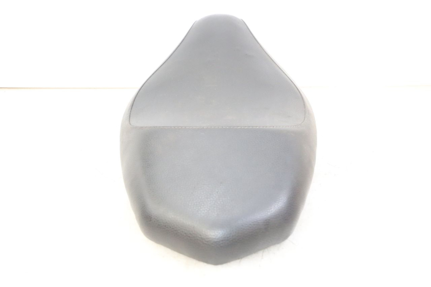 photo de SELLE PEUGEOT KISBEE 4T 50 (2010 - 2017)