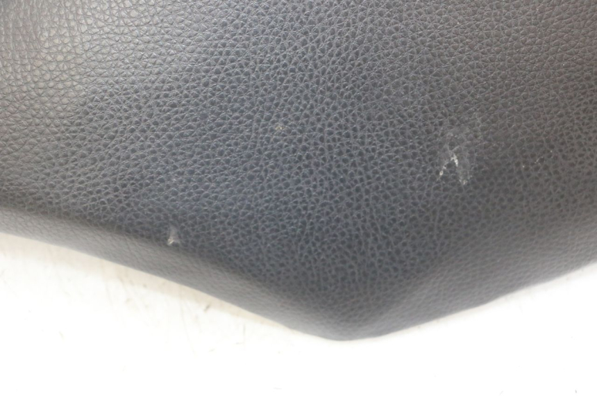 photo de SELLE PEUGEOT KISBEE 4T 50 (2010 - 2017)