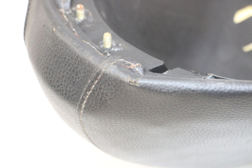 photo de SELLE PEUGEOT KISBEE 4T 50 (2010 - 2017)