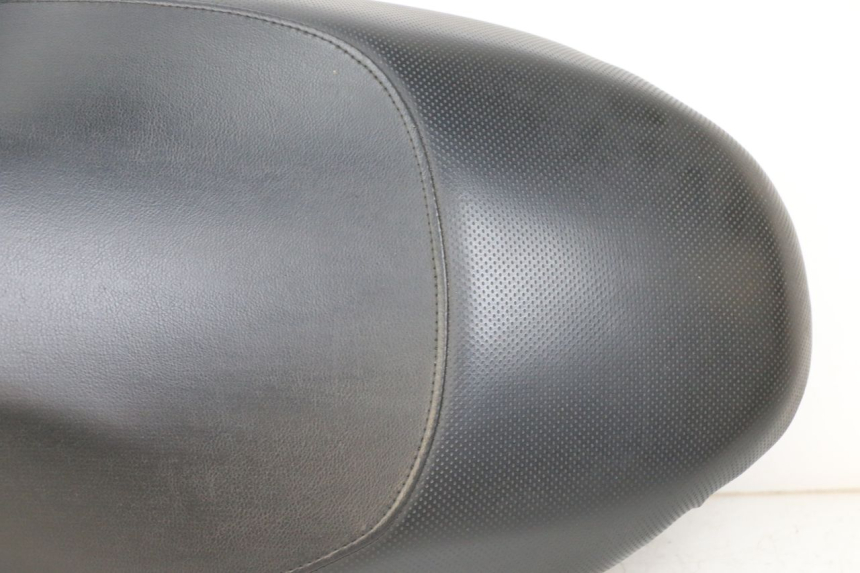 photo de SELLE PEUGEOT TKR TREKKER FURIOUS 50 (2005 - 2014)