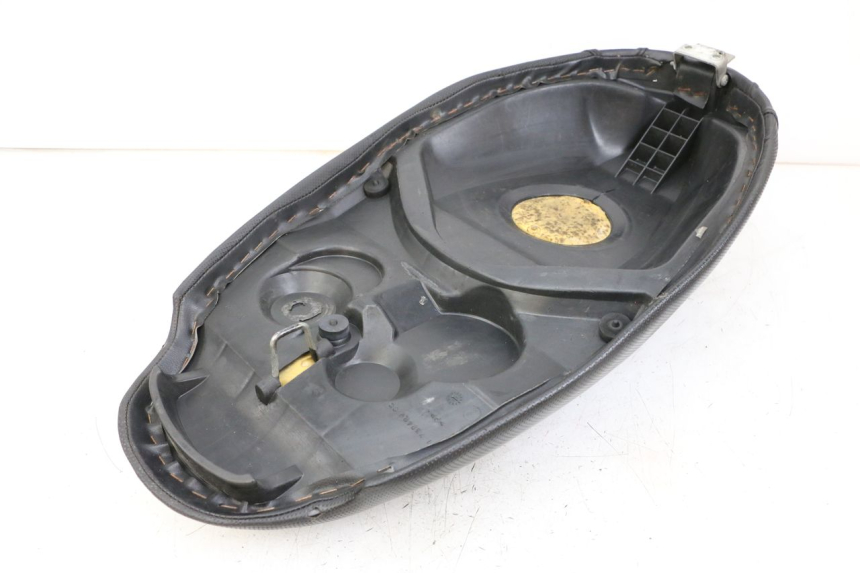 photo de SELLE PEUGEOT TKR TREKKER FURIOUS 50 (2005 - 2014)