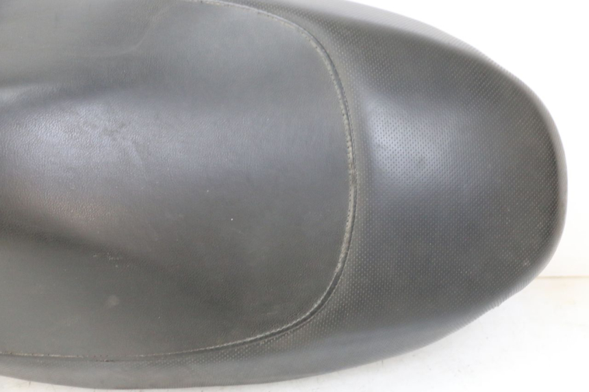 photo de SELLE PEUGEOT TKR TREKKER FURIOUS 50 (2005 - 2014)