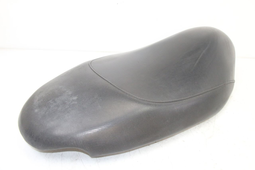 photo de SELLE PEUGEOT TREKKER TKR 50 (2005 - 2014)