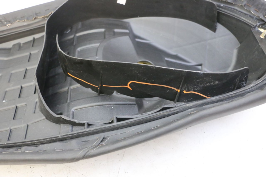photo de SELLE PEUGEOT TWEET 4T 50 (2023 - 2025)