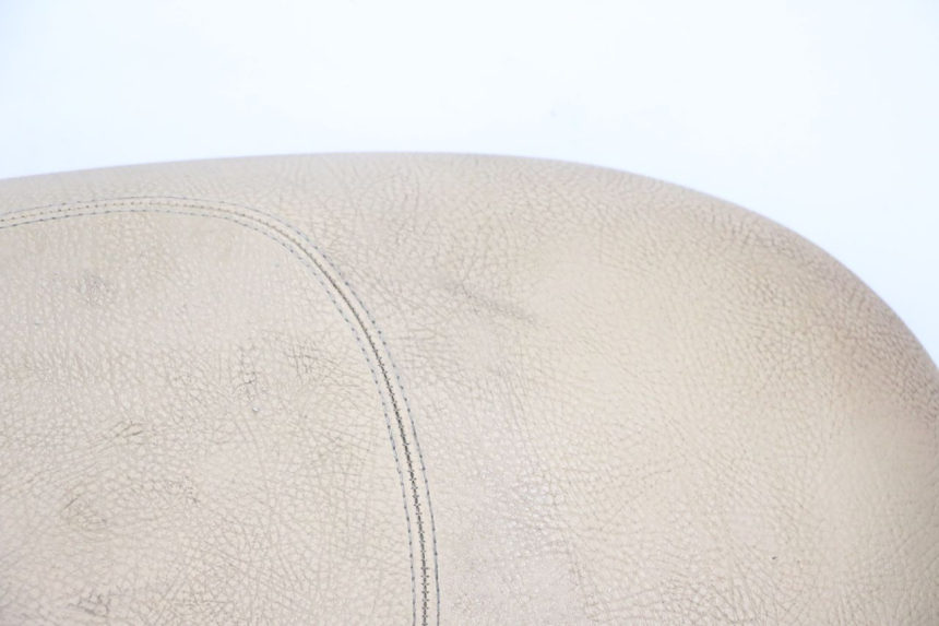 photo de SELLE PEUGEOT VIVACITY 125 (2010 - 2017)