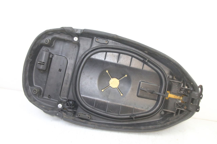 photo de SELLE PIAGGIO VESPA S 2T 50 (2007 - 2014)