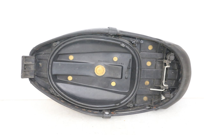 photo de SELLE PIAGGIO ZIP RST 50 (1996 - 1998)