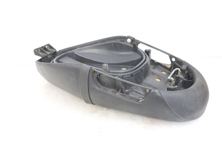 photo de SELLE PIAGGIO ZIP RST 50 (1996 - 1998)