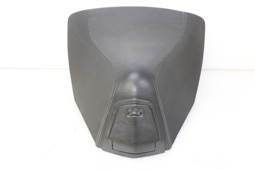 photo de SELLE PEUGEOT SATELIS 125 (2013 - 2018)