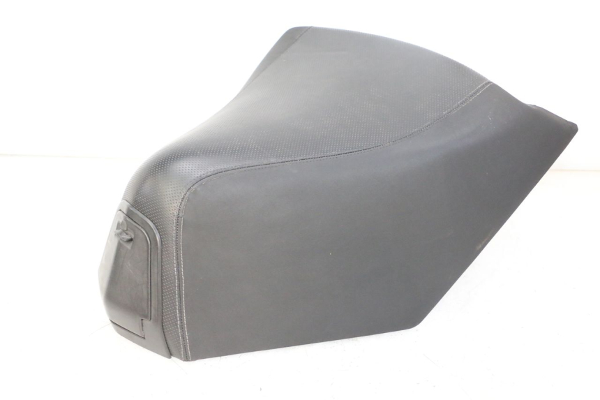 photo de SELLE PEUGEOT SATELIS 125 (2013 - 2018)