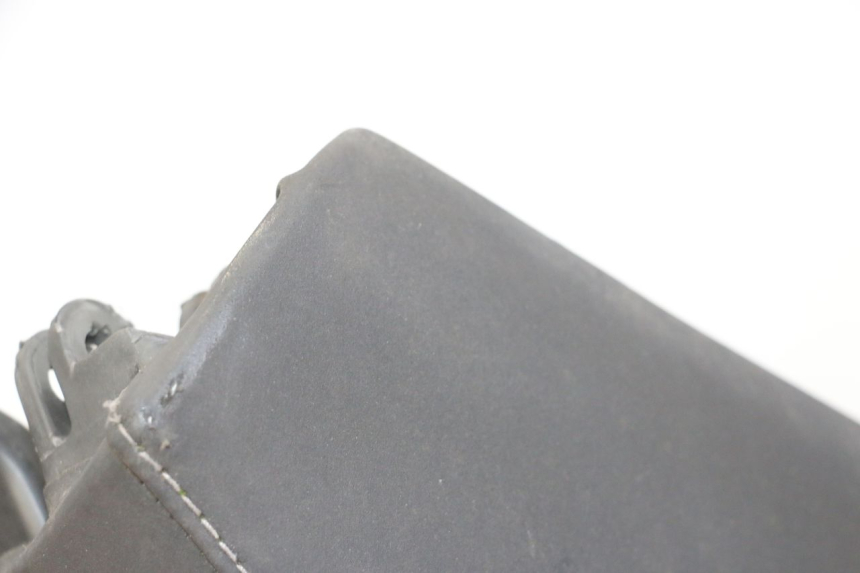 photo de SELLE PEUGEOT SATELIS 125 (2013 - 2018)