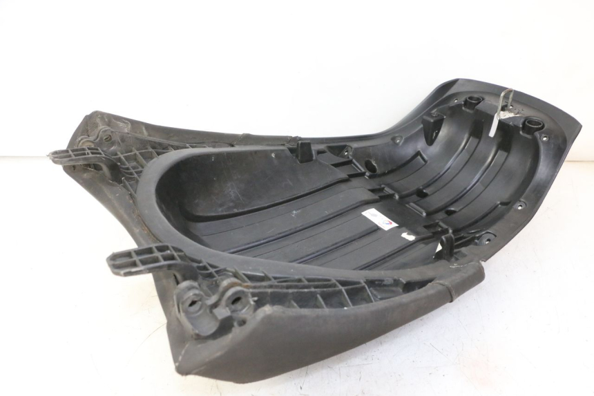 photo de SELLE PEUGEOT SATELIS 125 (2013 - 2018)