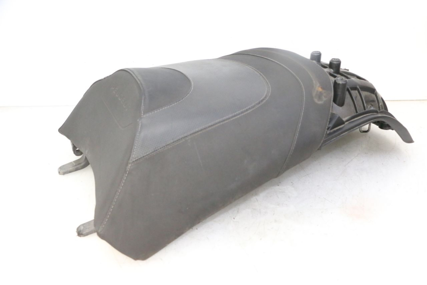 photo de SELLE PEUGEOT SATELIS 125 (2013 - 2018)