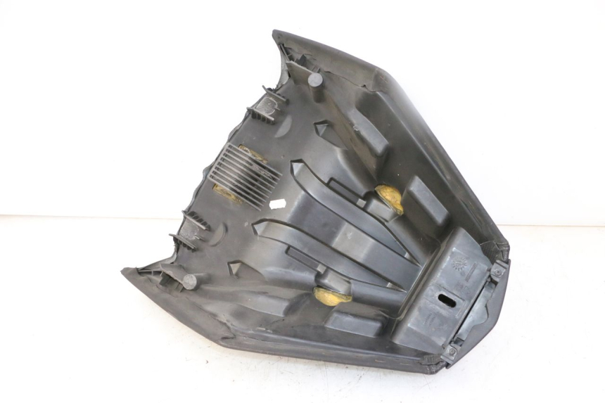 photo de SELLE PEUGEOT SATELIS 125 (2013 - 2018)