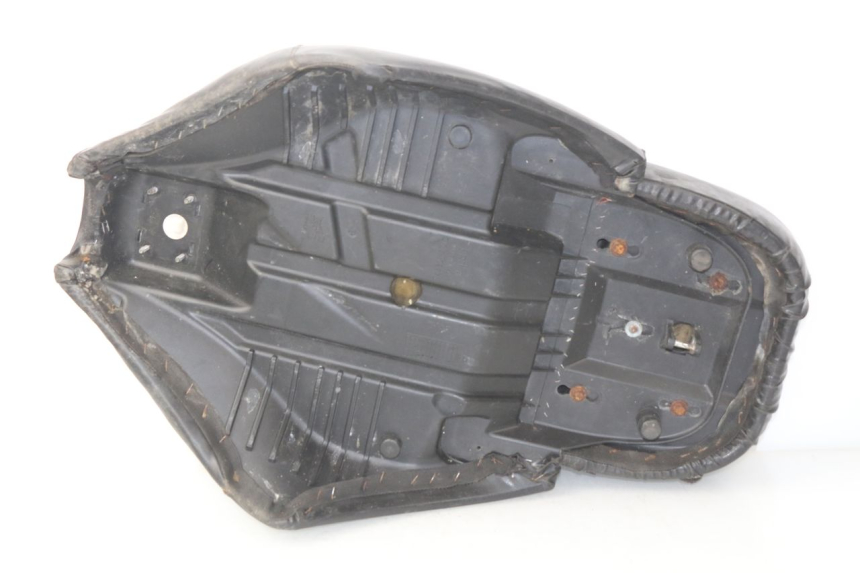 photo de SELLE APRILIA SCARABEO GT 125 (1999 - 2007)