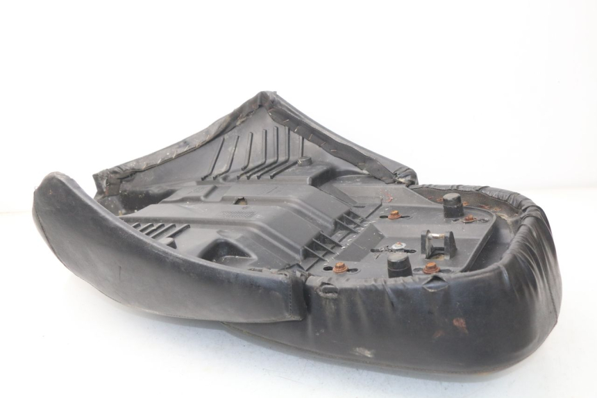 photo de SELLE APRILIA SCARABEO GT 125 (1999 - 2007)