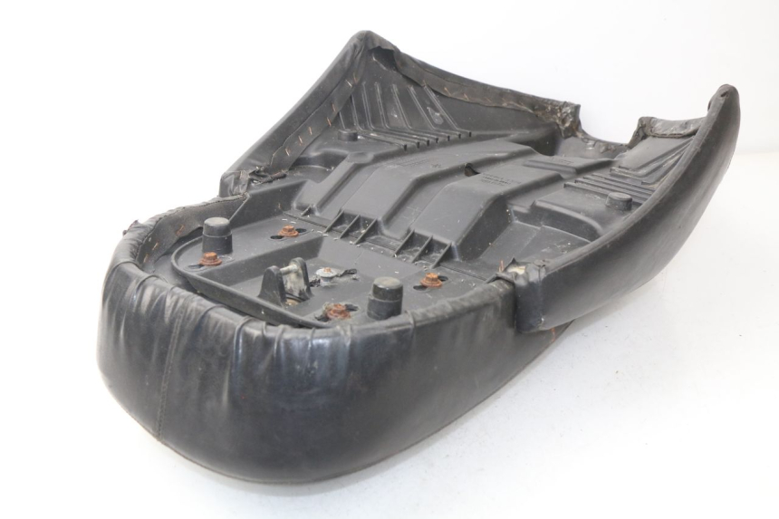 photo de SELLE APRILIA SCARABEO GT 125 (1999 - 2007)