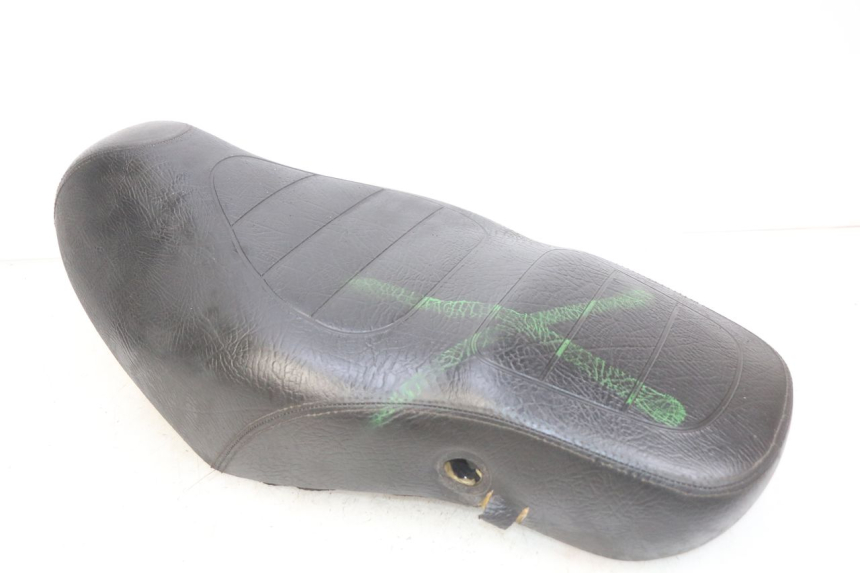 photo de SELLE APRILIA SCARABEO 100 (2003 - 2012)