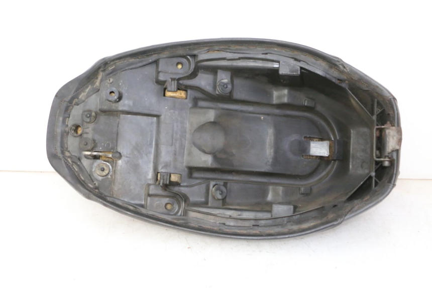 photo de SELLE PEUGEOT SPEEDAKE 50 (1995 - 1997)