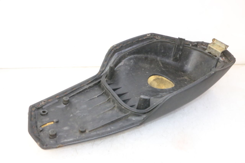 photo de SELLE PEUGEOT SPEEDFIGHT 3 AIR 50 (2009 - 2015)