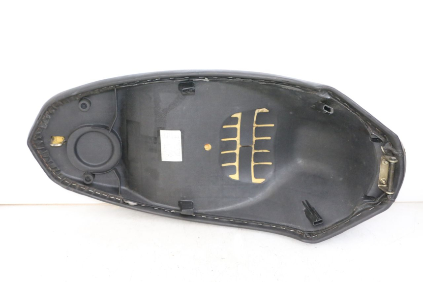 photo de SELLE PEUGEOT STREETZONE 2T 50 (2014 - 2019)