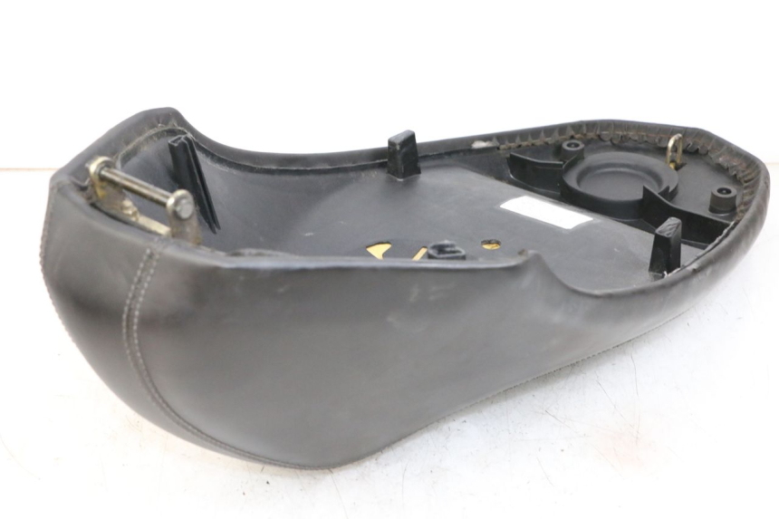 photo de SELLE PEUGEOT STREETZONE 2T 50 (2014 - 2019)