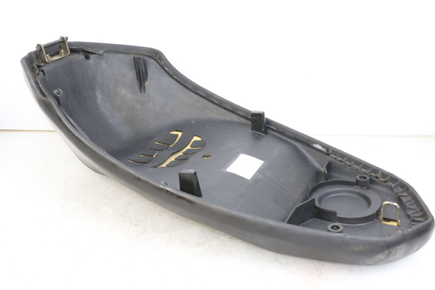 photo de SELLE PEUGEOT STREETZONE 2T 50 (2014 - 2019)