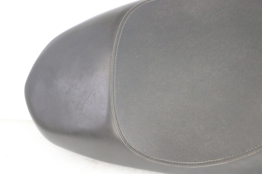 photo de SELLE PEUGEOT STREETZONE I 2T 50 (2018 - 2020)