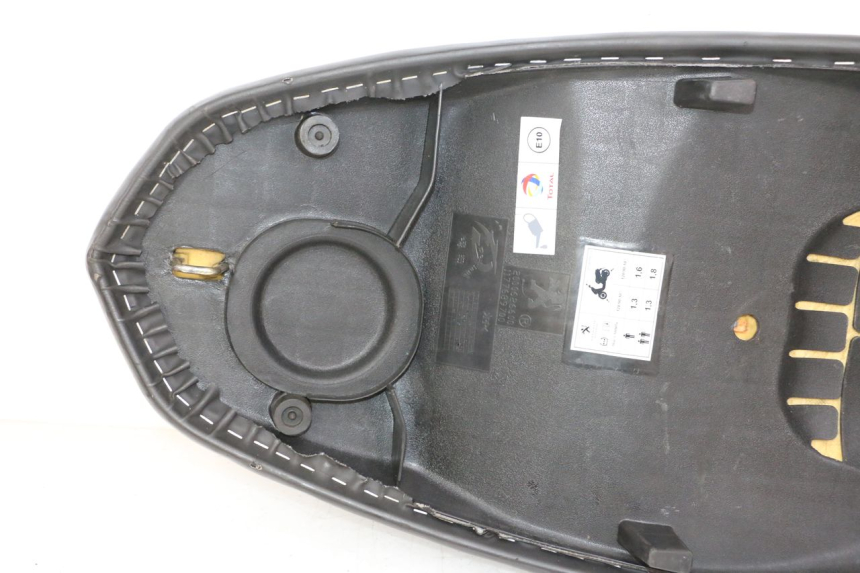 photo de SELLE PEUGEOT STREETZONE I 2T 50 (2018 - 2020)