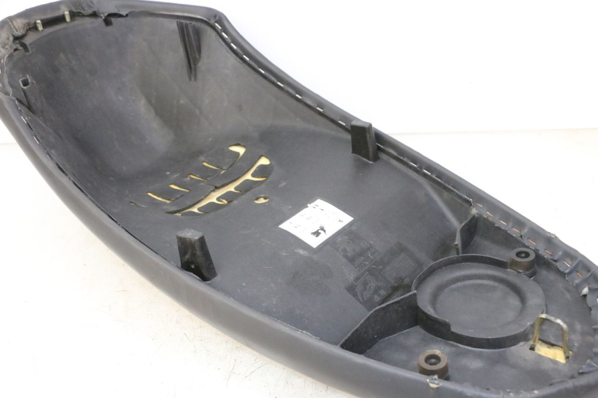 photo de SELLE PEUGEOT STREETZONE I NAKED 2T 50 (2018 - 2020)