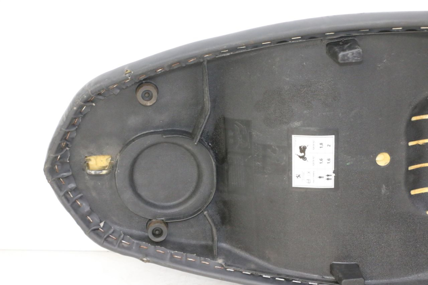 photo de SELLE PEUGEOT STREETZONE I NAKED 2T 50 (2018 - 2020)