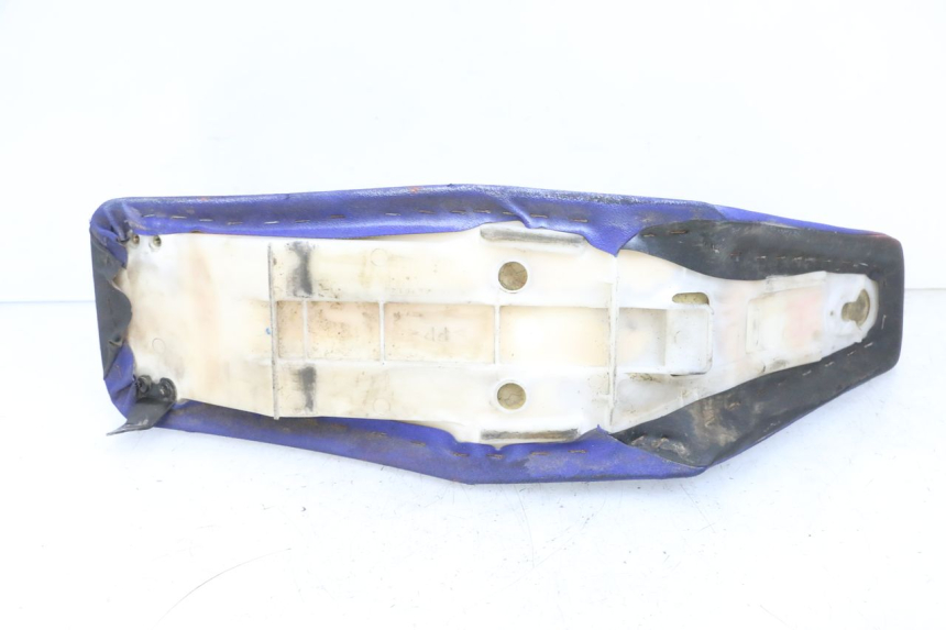 photo de SELLE YAMAHA TTR 125 (2000 - 2020) - Détails caractéristiques