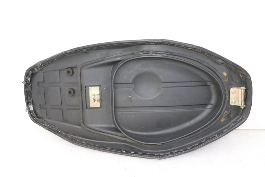 photo de SELLE PEUGEOT V-CLIC VCLIC 50 (2007 - 2013)