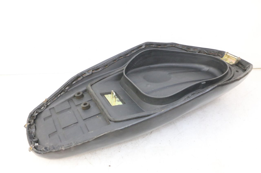 photo de SELLE PEUGEOT V-CLIC VCLIC 50 (2007 - 2013)