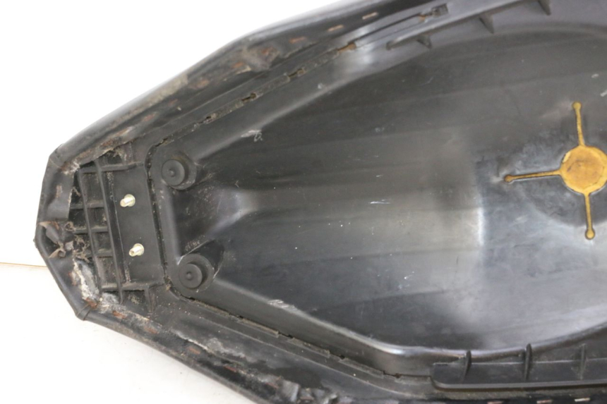 photo de SELLE PEUGEOT VIVACITY NEW 2T 50 (2008 - 2017)