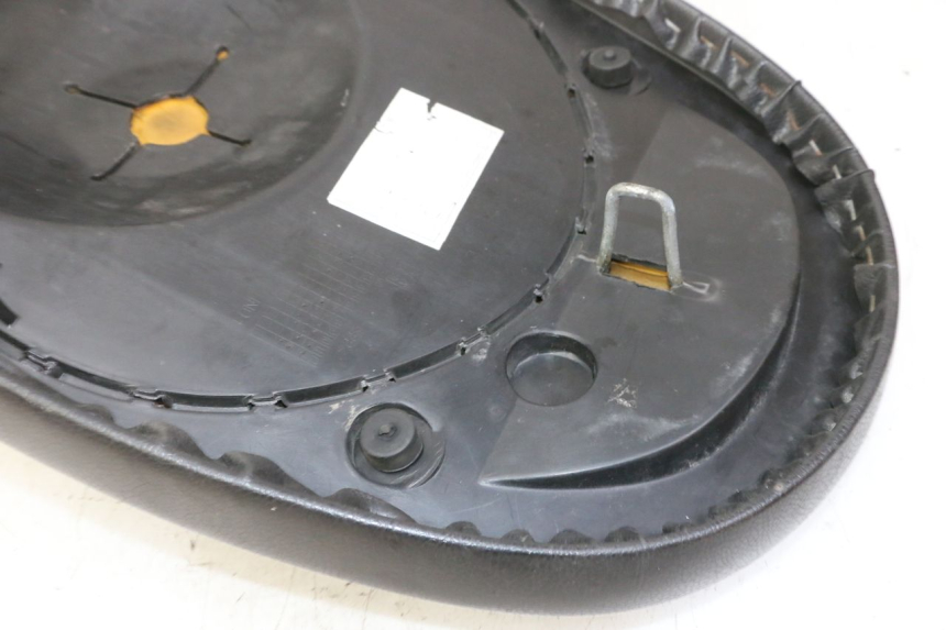 photo de SELLE PEUGEOT VIVACITY NEW 4T 50 (2008 - 2017)