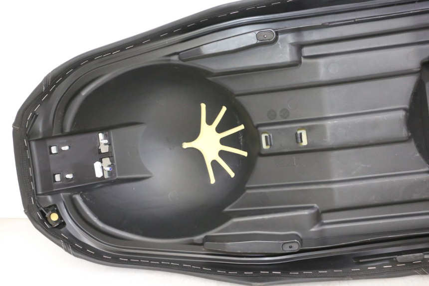 photo de SELLE YAMAHA XMAX X-MAX 125 (2021 - 2025)