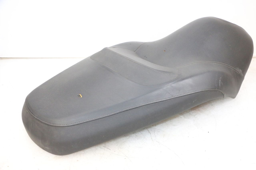 photo de SELLE YAMAHA XMAX X-MAX 125 (2006 - 2009) - Zoom état d’usage